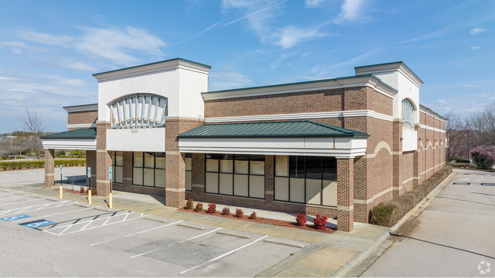 1002 N Harrison Ave, Cary, NC à vendre - Photo principale - Image 1 de 1