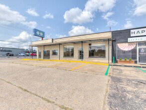 6601 N May Ave, Oklahoma City, OK for lease Building Photo- Image 1 of 45