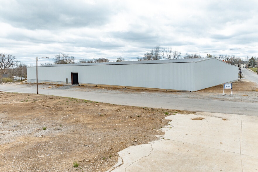 509 3rd St, Richmond, KY for sale - Aerial Video - Image 3 of 19