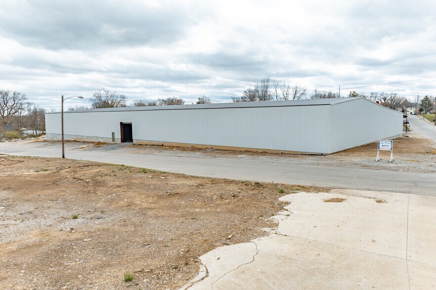 509 3rd St, Richmond, KY à vendre - Vidéo aérienne - Image 3 de 19