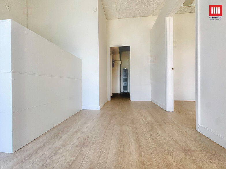 16205 Devonshire St, Granada Hills, CA à louer - Photo intérieure - Image 2 de 4