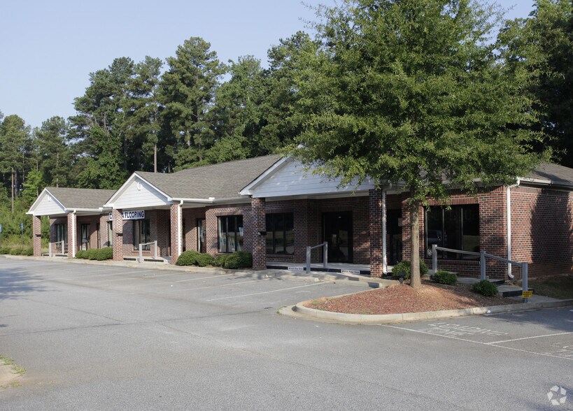 3100 Highway 16, Sharpsburg, GA à louer - Photo du bâtiment - Image 2 de 7