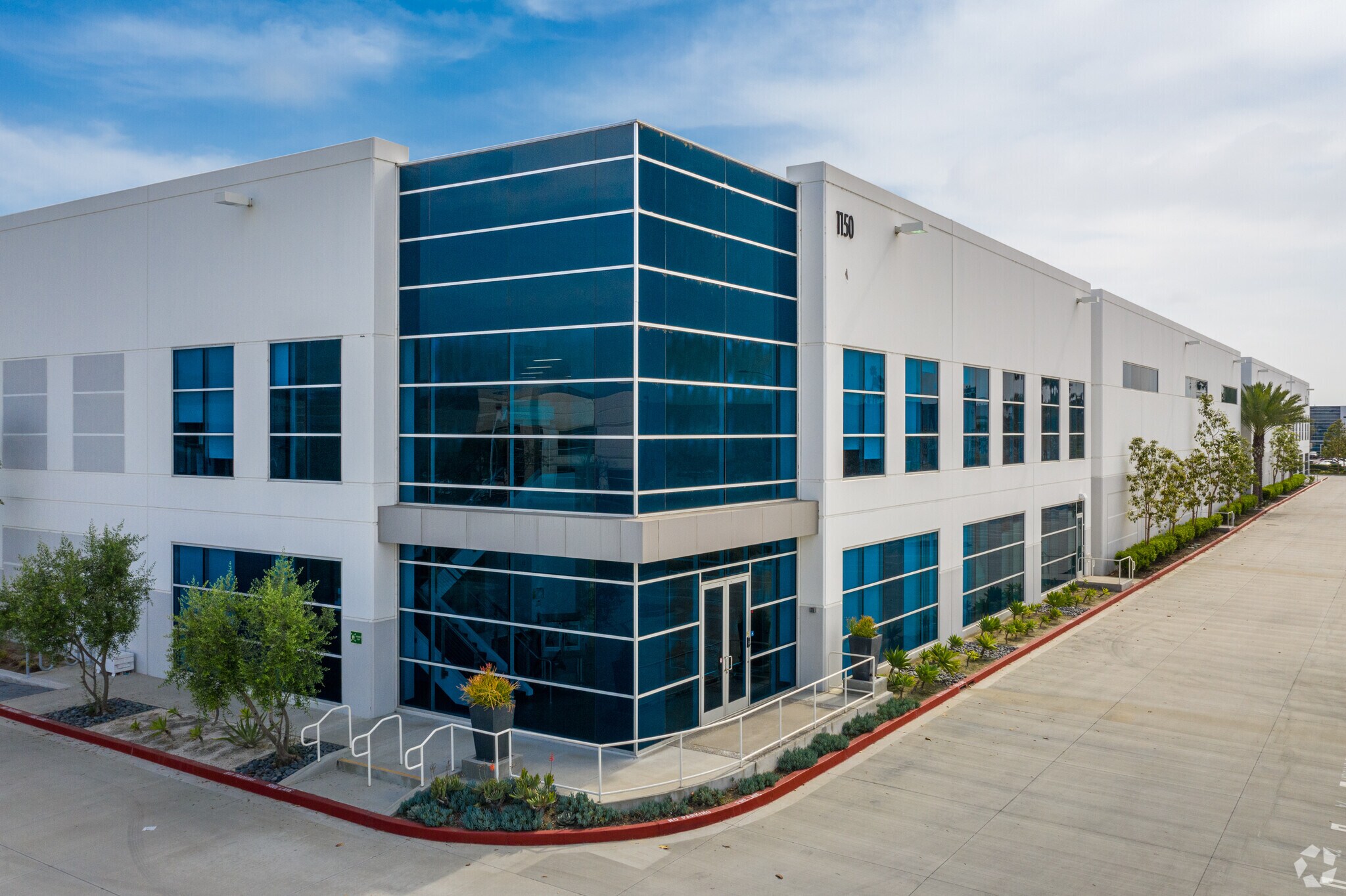 1150 N Ocean, Anaheim, CA à louer Photo principale- Image 1 de 6
