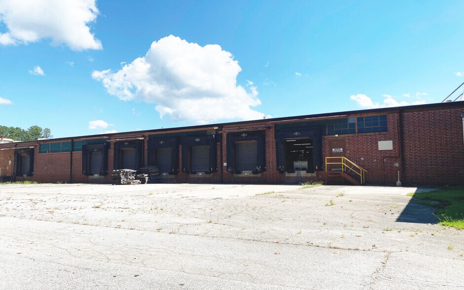 546 Old Liberty Hill Rd, Toccoa, GA à louer - Photo du bâtiment - Image 3 de 7