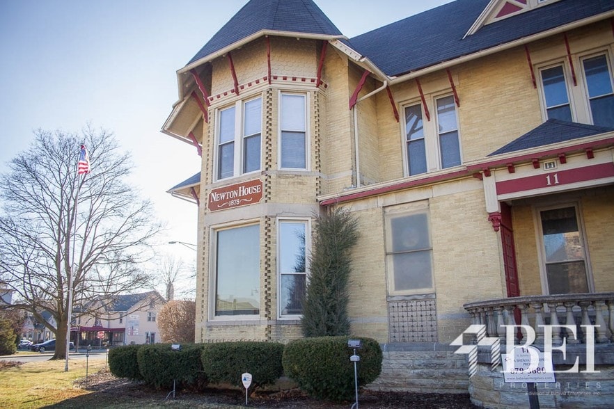 11 N Batavia Ave, Batavia, IL for sale - Building Photo - Image 3 of 21