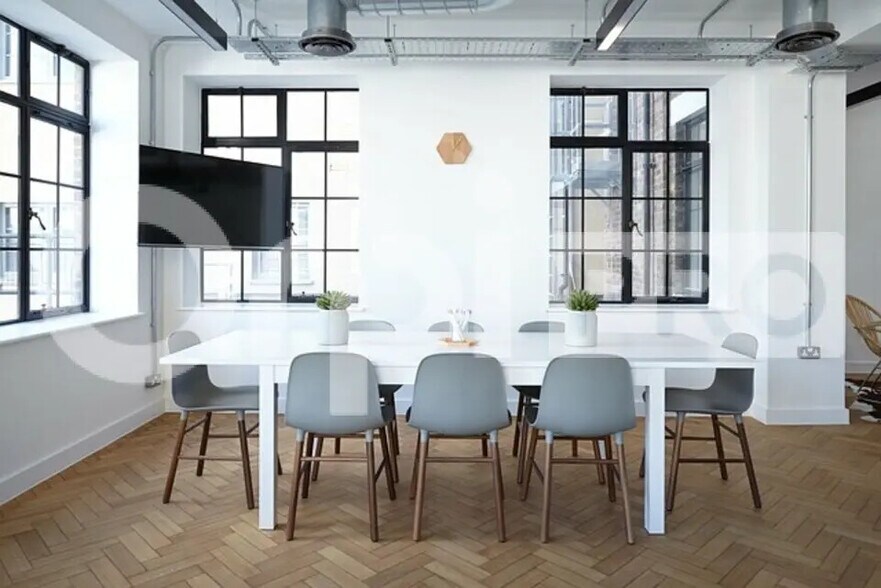 Office in Villefranche-sur-Saône for lease - Interior Photo - Image 2 of 5