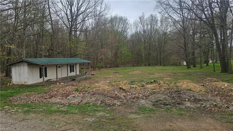 48443 Russia Rd, Amherst, OH for sale - Building Photo - Image 3 of 16