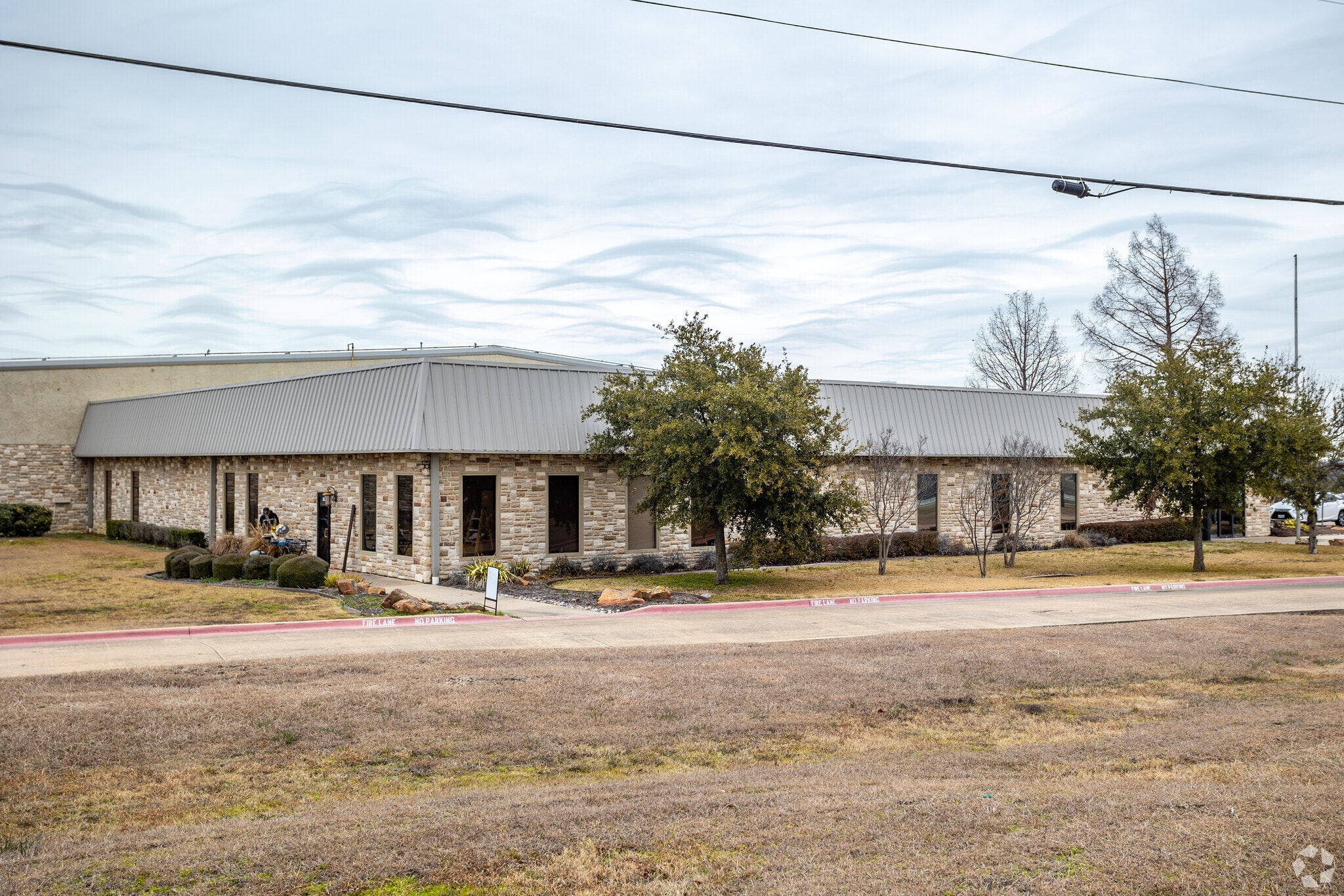 325 US Highway 80, Sunnyvale, TX for sale Primary Photo- Image 1 of 6