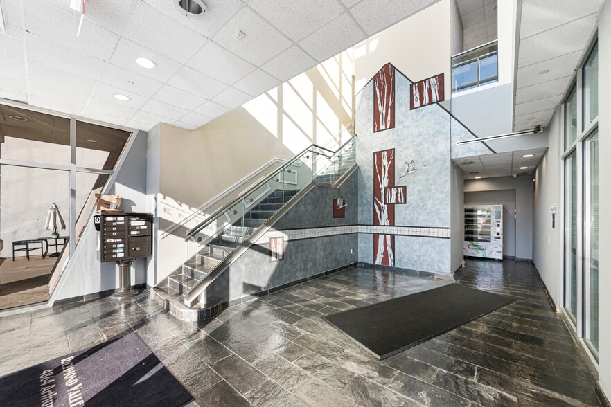 4864 Arthur Kill Rd, Staten Island, NY for sale - Building Photo - Image 2 of 7