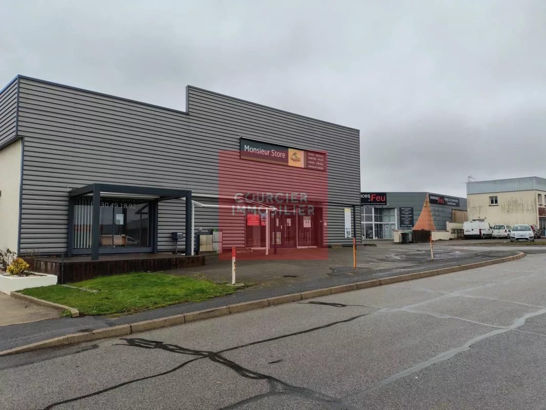 46 Rue Des Broderies, Coignières for lease Building Photo- Image 1 of 11