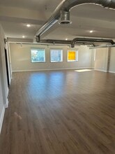 901 Lancaster Ave, Berwyn, PA for lease Interior Photo- Image 1 of 10