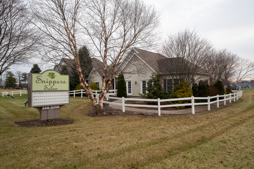 1040 W Depoy Dr, Columbia City, IN à vendre - Photo principale - Image 1 de 1