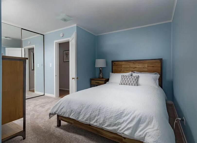 208 Terrace Way, Capitola, CA à vendre - Photo du bâtiment - Image 2 de 9