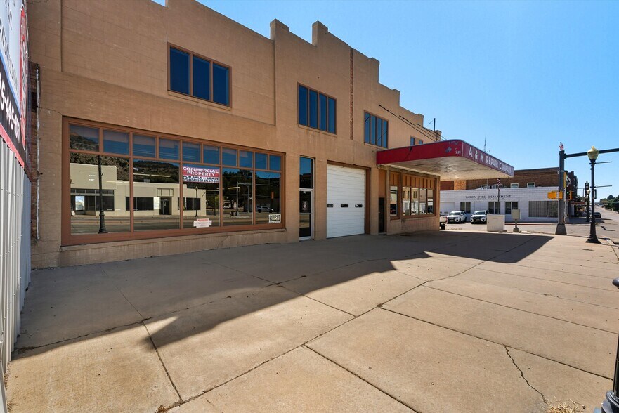 201 N 2nd St, Raton, NM à vendre - Photo du bâtiment - Image 3 de 68