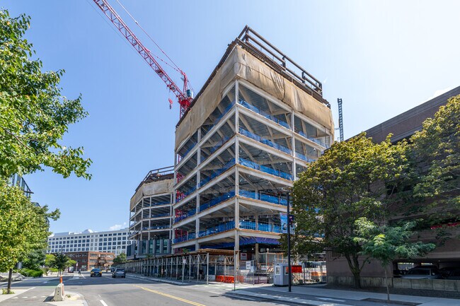 Plus de détails pour 22 Drydock Ave, Boston, MA - Commerce de détail à louer
