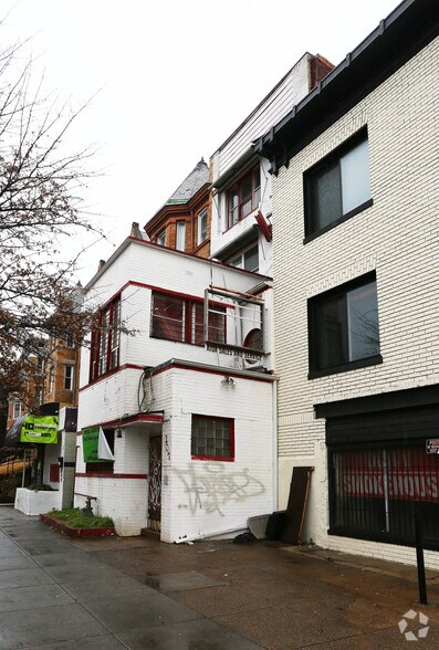 207 Florida Ave NW, Washington, DC à louer - Photo du bâtiment - Image 2 de 10