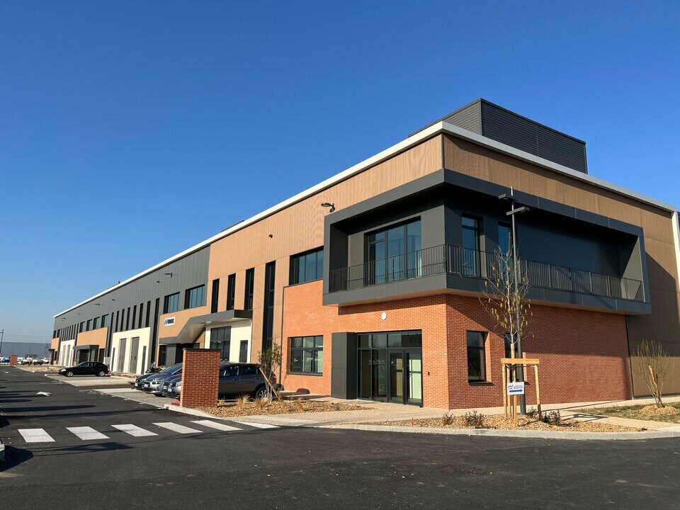 25 Route De Lyon, Saint-Priest for lease Building Photo- Image 1 of 16