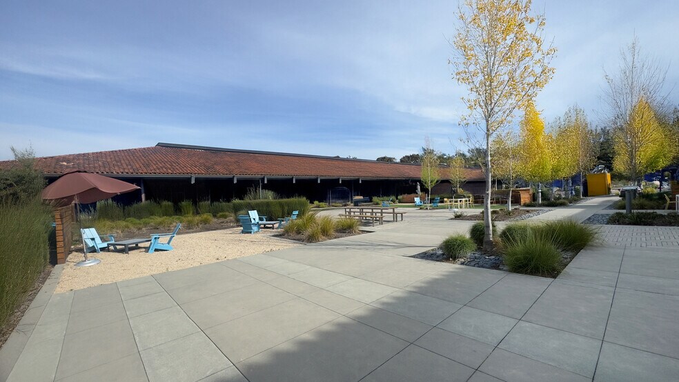 1455 McCarthy Blvd, Milpitas, CA à louer - Photo du bâtiment - Image 2 de 5