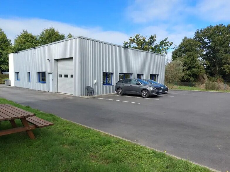 Flex dans Treillières à louer - Photo du bâtiment - Image 2 de 6