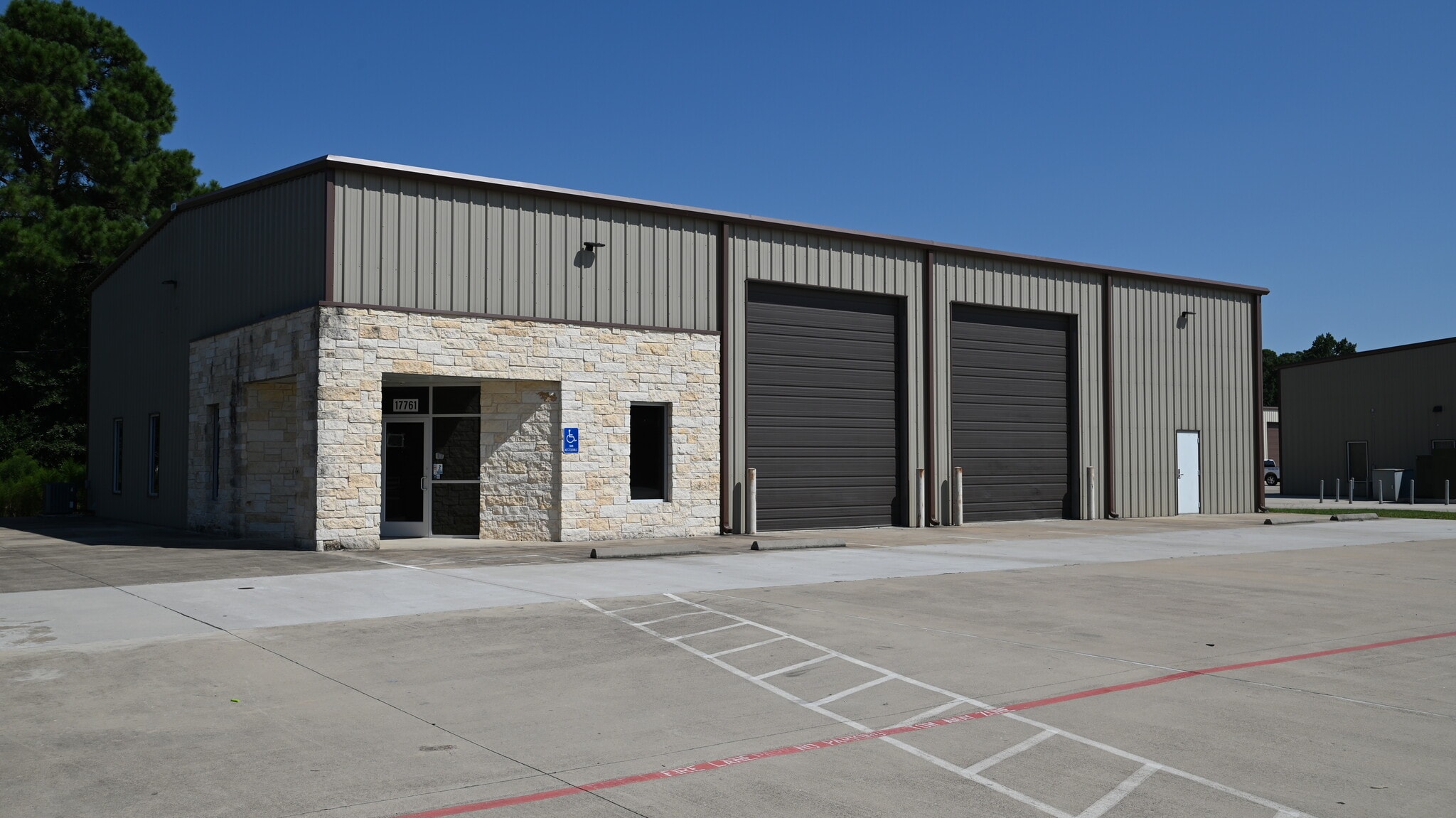 17771 Grant Rd, Cypress, TX for lease Building Photo- Image 1 of 3