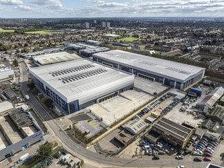 Plus de détails pour 100-200 Enterprise East, Dagenham - Bureau, Industriel à louer