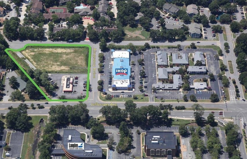 11739 Jefferson Ave, Newport News, VA for lease Primary Photo- Image 1 of 2
