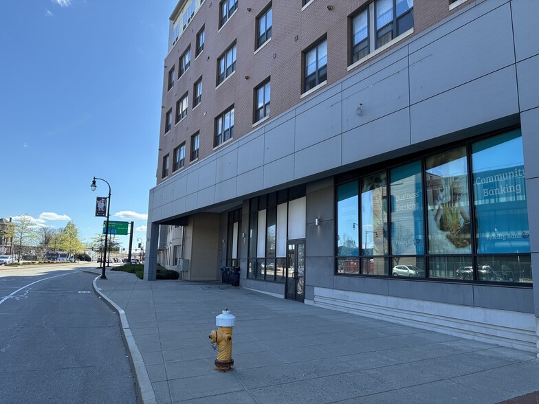 145 Front St, Worcester, MA à louer - Photo du bâtiment - Image 2 de 5