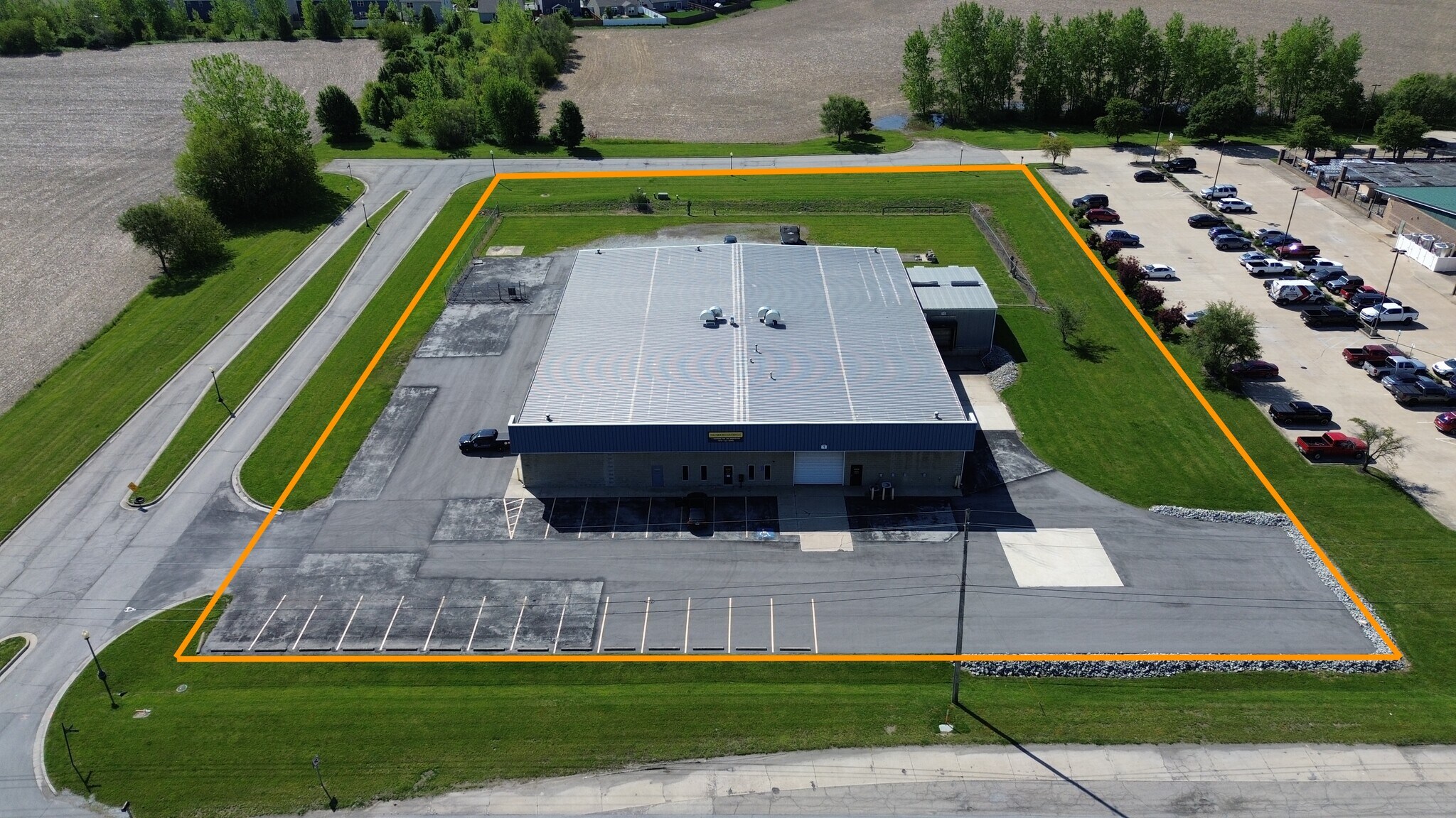 8252 S State Road 67, Pendleton, IN for lease Building Photo- Image 1 of 4