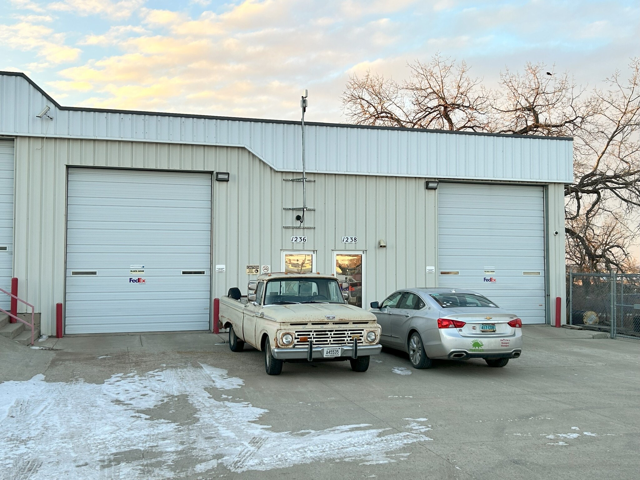 1236 & 1238 Airport Rd, Bismarck, ND for sale Primary Photo- Image 1 of 1