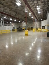 7702 Parnell St, Houston, TX for sale Interior Photo- Image 2 of 9