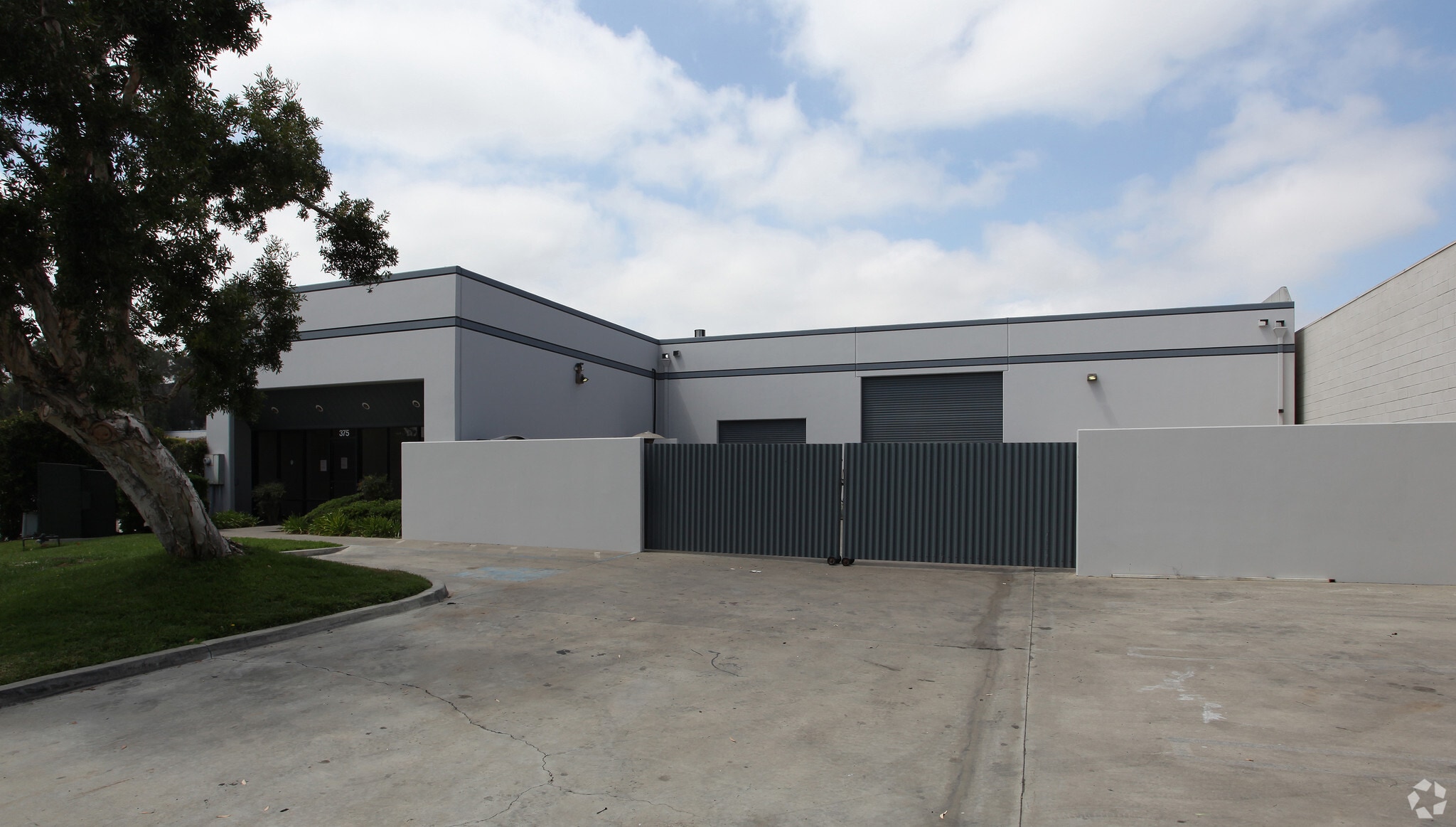 375 State Pl, Escondido, CA for lease Building Photo- Image 1 of 5