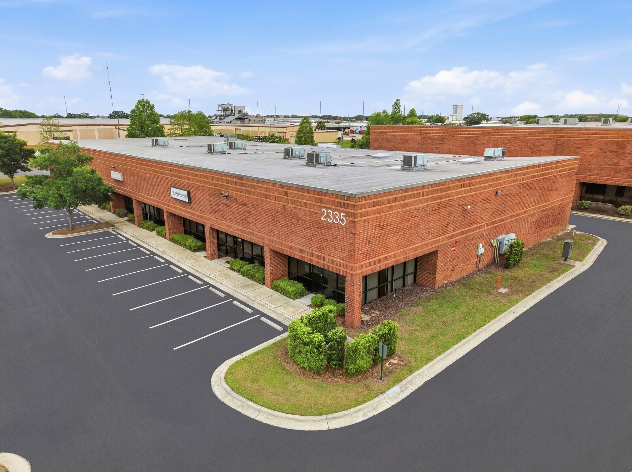 2335 Commerce Point Dr, Lakeland, FL for lease Interior Photo- Image 1 of 1