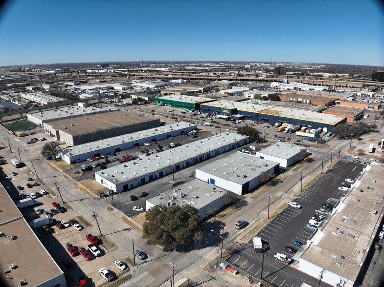 2630 Northaven Rd, Dallas, TX à louer - Communauté Matterport - Image 2 de 10