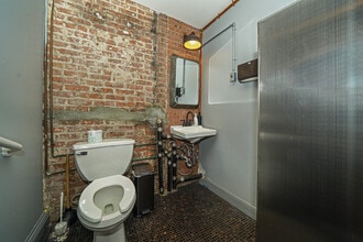 247 W 36th St, New York, NY for lease Interior Photo- Image 2 of 4