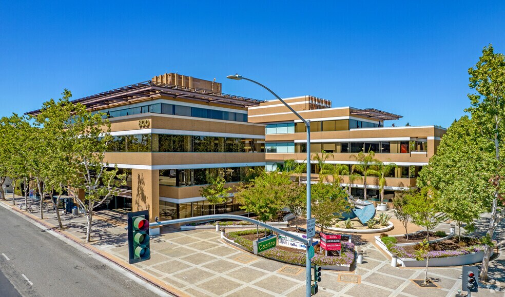 800 W El Camino Real, Mountain View, CA à louer - Photo du bâtiment - Image 2 de 4