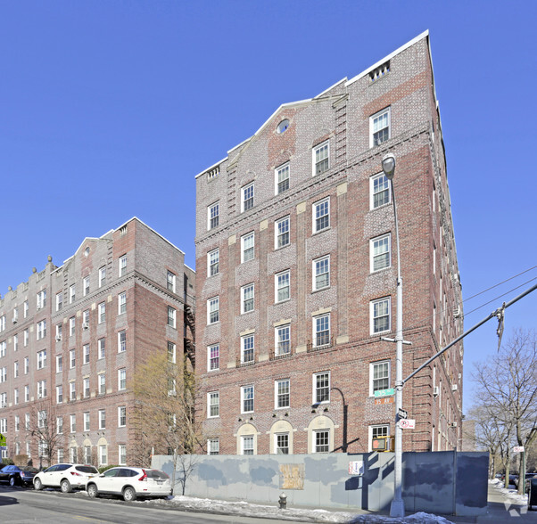 8215 35th Ave, Jackson Heights, NY for sale - Building Photo - Image 2 of 6