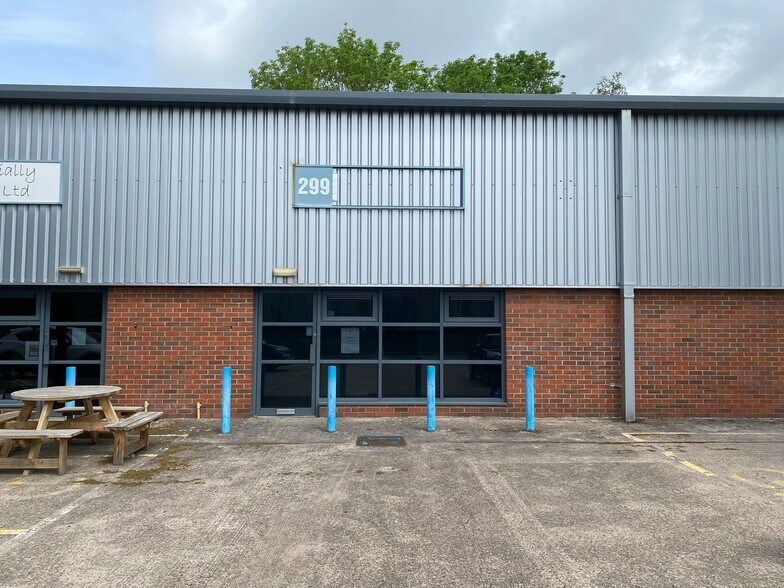 Hartlebury Trading Estate, Hartlebury à louer - Photo du bâtiment - Image 3 de 16