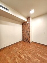 3801 W 50th St, Minneapolis, MN for lease Interior Photo- Image 2 of 2
