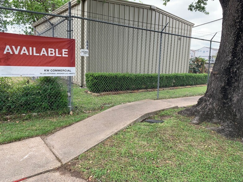 844 27th st, Houston, TX à louer - Photo du bâtiment - Image 2 de 7