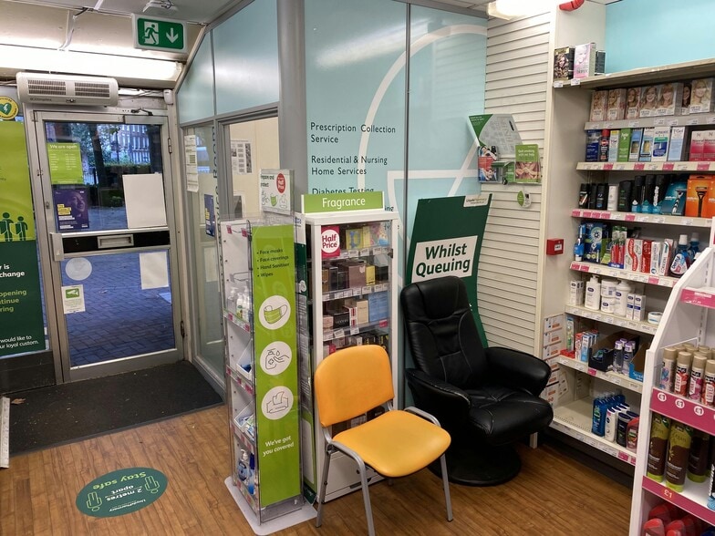 74-78 Kennington Rd, Londres à louer - Photo du bâtiment - Image 3 de 4