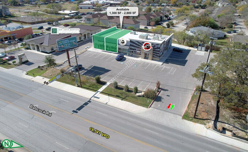 6526 Babcock Rd, San Antonio, TX à louer - Photo du bâtiment - Image 3 de 6