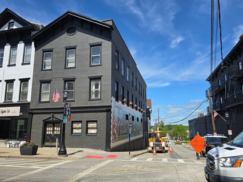 115 Spring St, Newton, NJ à vendre - Photo du bâtiment - Image 3 de 15