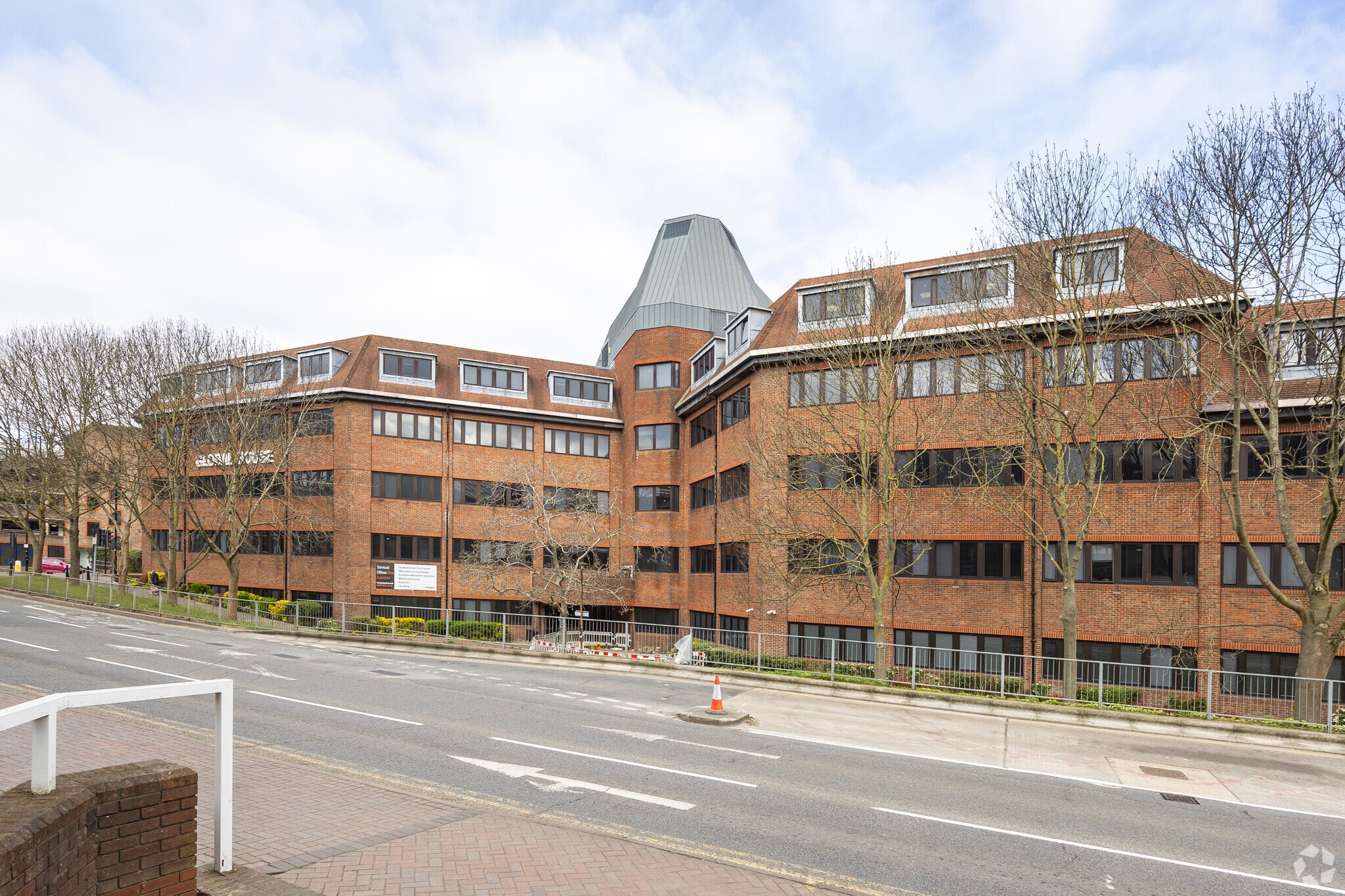 Ashley Ave, Epsom for lease Primary Photo- Image 1 of 14