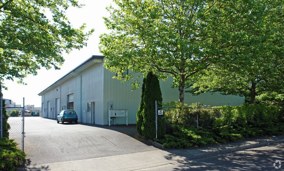 633 Market St, Eugene, OR à louer - Photo principale - Image 1 de 5