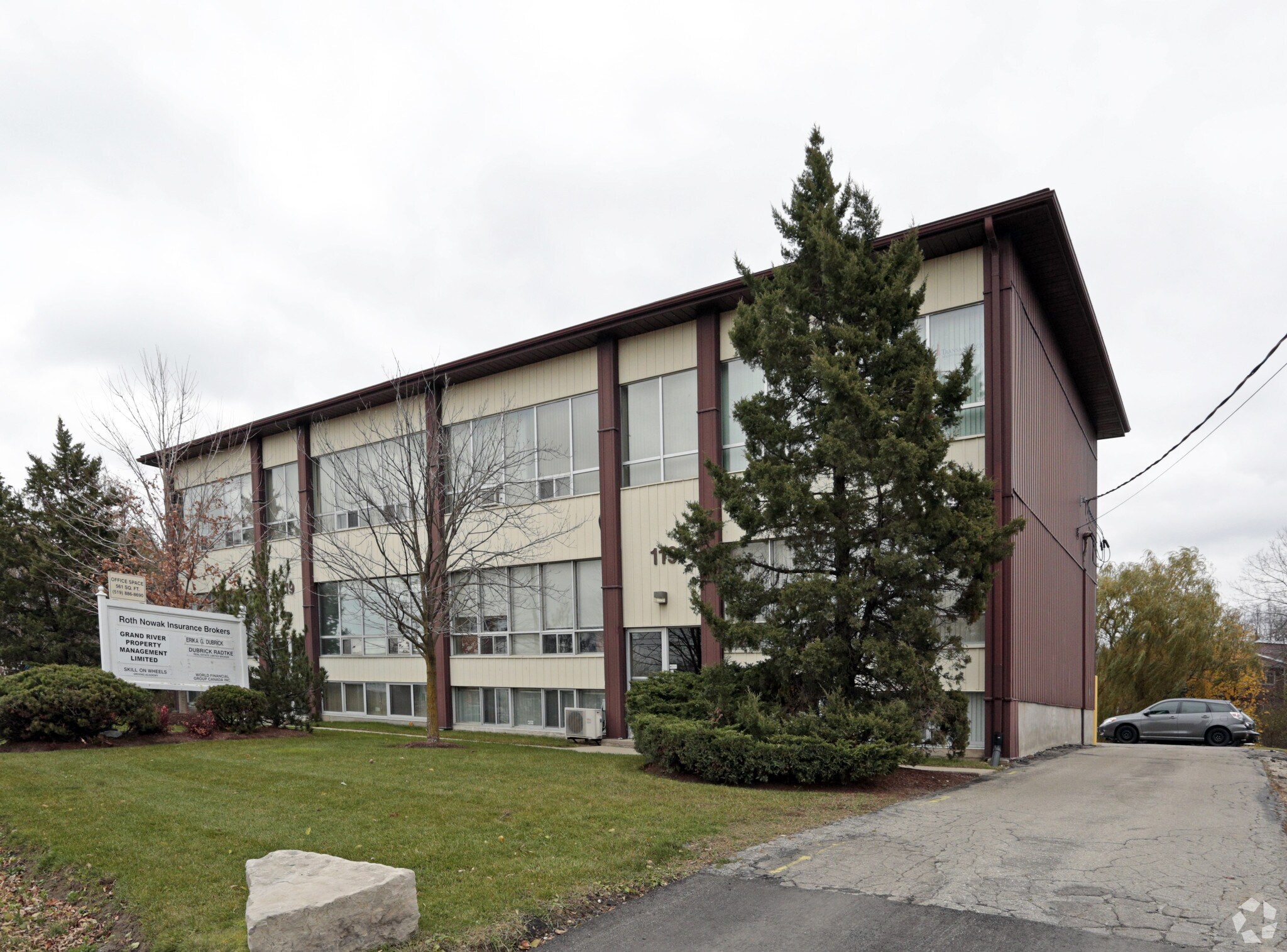 119 University Ave E, Waterloo, ON à vendre Photo principale- Image 1 de 1