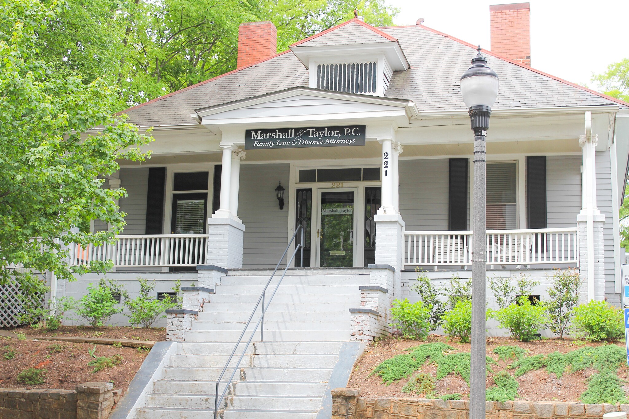 221 Glenwood Ave, Raleigh, NC à vendre Photo du bâtiment- Image 1 de 1