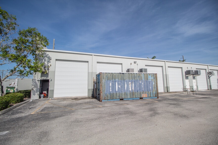 6640 Taylor Rd, Punta Gorda, FL for sale - Building Photo - Image 3 of 21