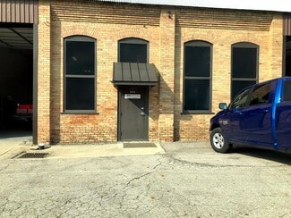 Plus de détails pour 3021 E 4th Ave, Columbus, OH - Local d'activités à louer