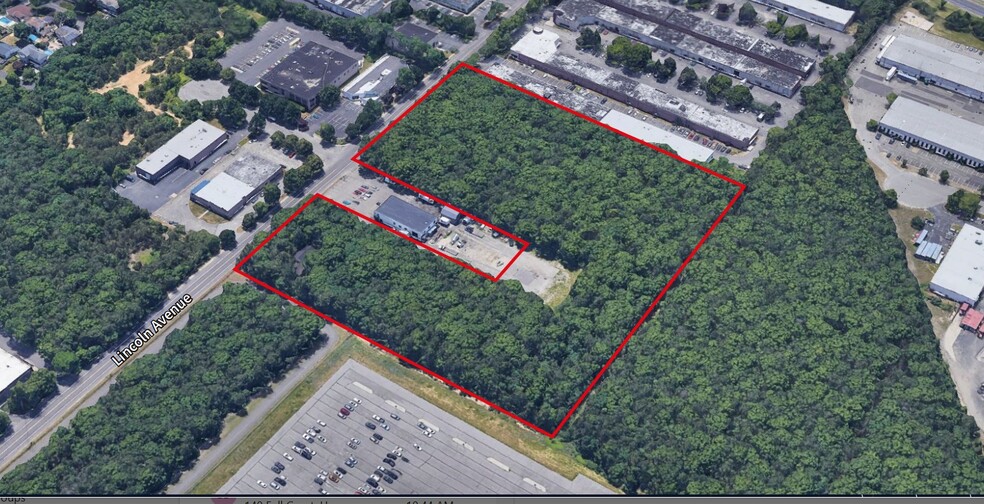 1428 Lincoln Ave, Holbrook, NY for sale - Building Photo - Image 1 of 2