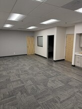 1900 S Proforma Ave, Ontario, CA à louer Photo intérieure- Image 1 de 3